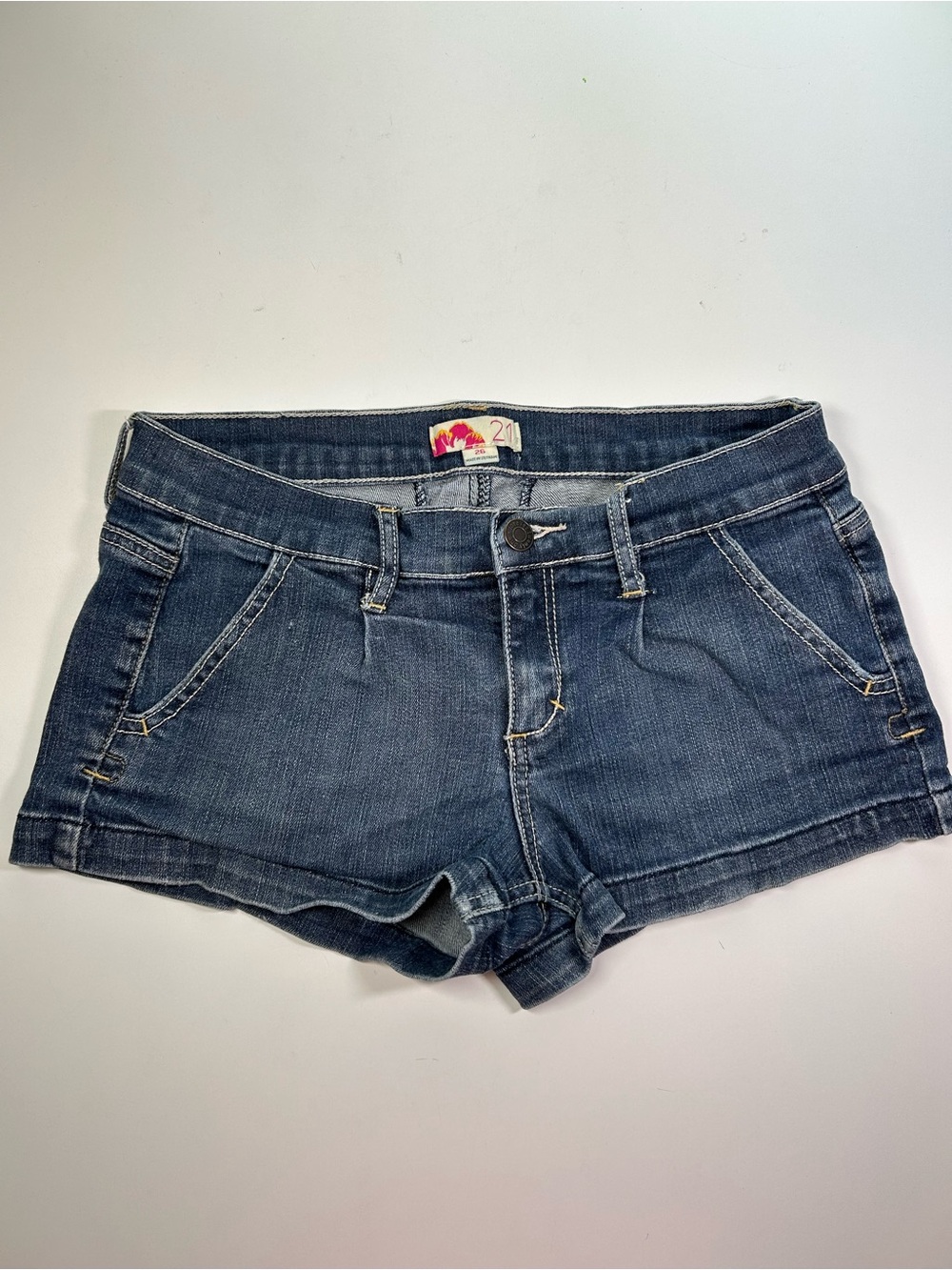 Forever 21 Dark Blue Denim Women's 26 Jean Shorts Front Pleat